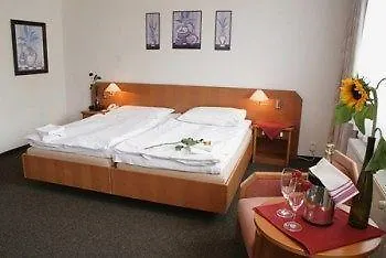 Hotel Astra Prag 3*,